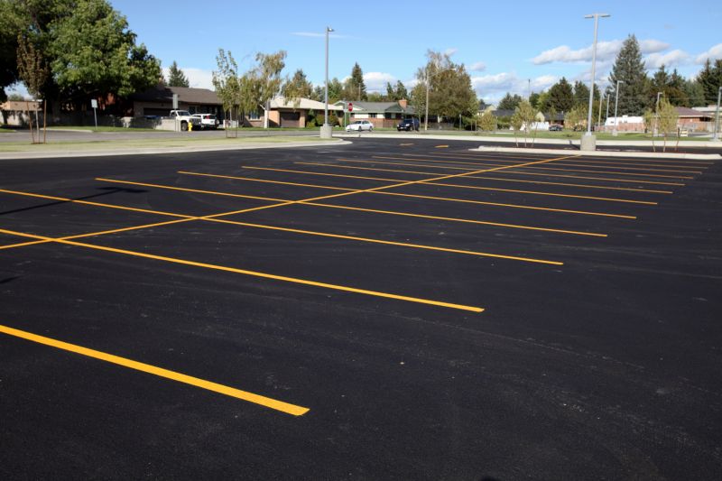 Asphalt Parking Lot Sealing
