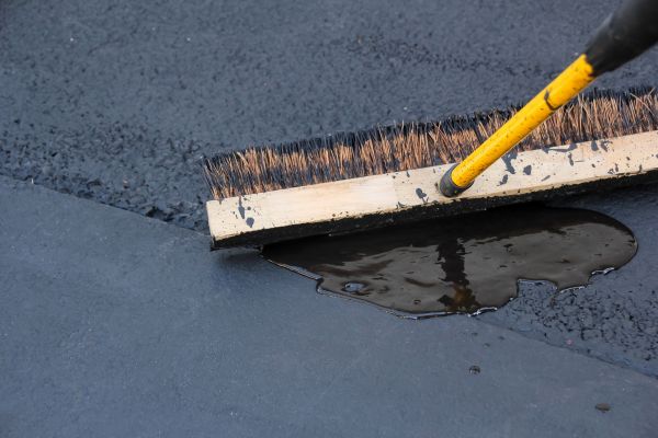 Driveway Asphalt Sealing in Glen Allen