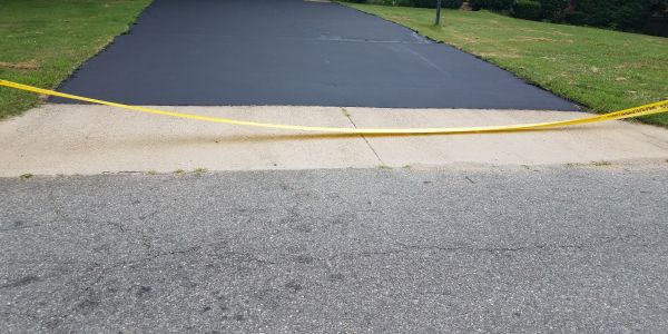 Driveway Sealcoating in Glen Allen